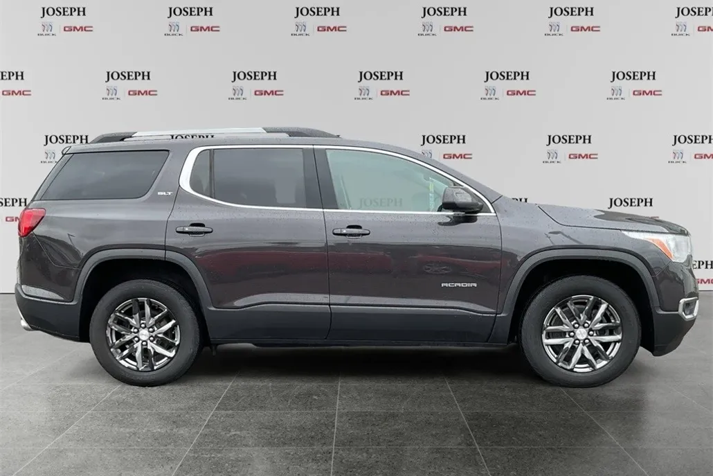 2019 Gmc Acadia SLT photo 1