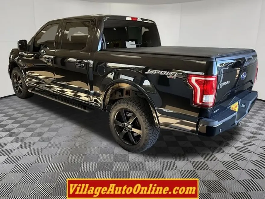 2015 Ford F-150 XLT photo 1