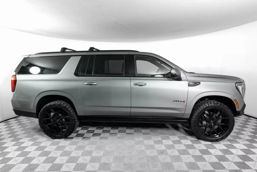 2025 Gmc Yukon XL AT4 Ultimate photo 1