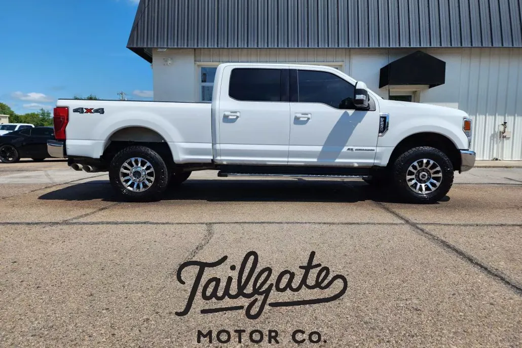 2022 Ford F-250 Lariat photo 1