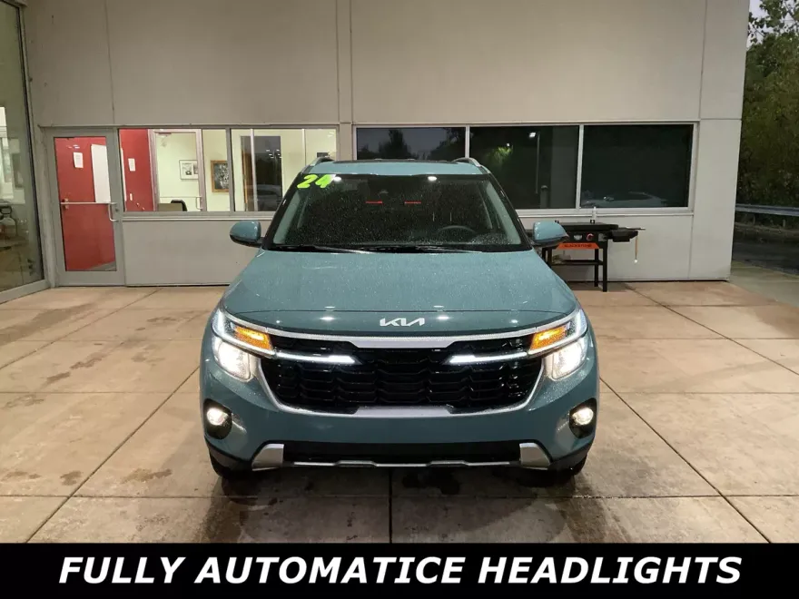2024 Kia Seltos EX photo 1