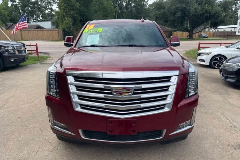 2016 Cadillac Escalade Platinum photo 1
