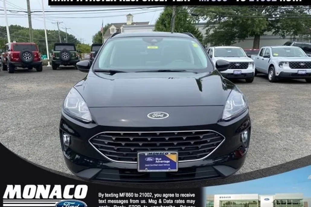 2022 Ford Escape SEL photo 1