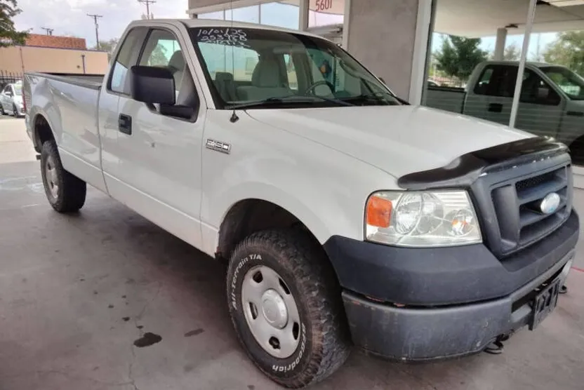 2007 Ford F-150 XL photo 1