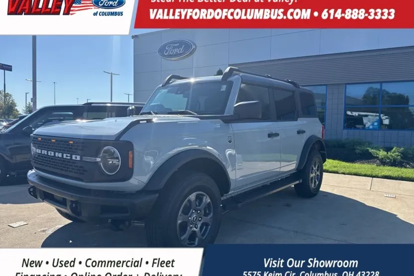 2022 Ford Bronco Base Big Bend Black Diamond Outer Banks photo 1