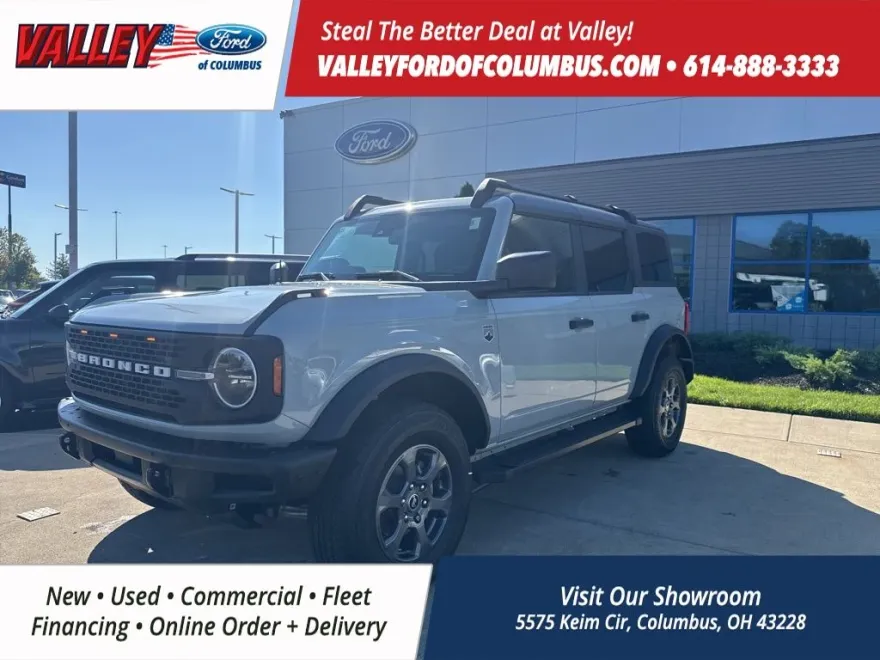 2022 Ford Bronco Base Big Bend Black Diamond Outer Banks photo 1