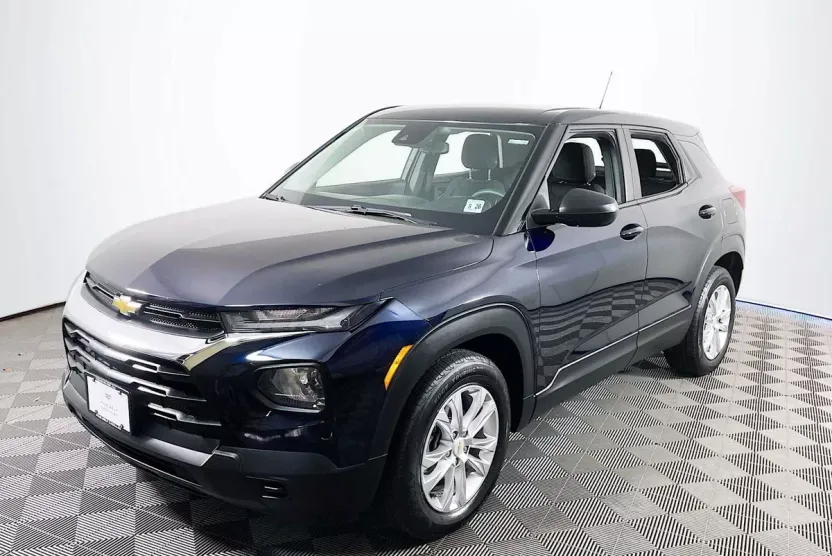 2021 Chevrolet Trailblazer LS photo 1