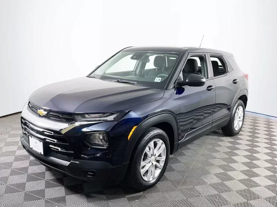 2021 Chevrolet Trailblazer LS photo 1