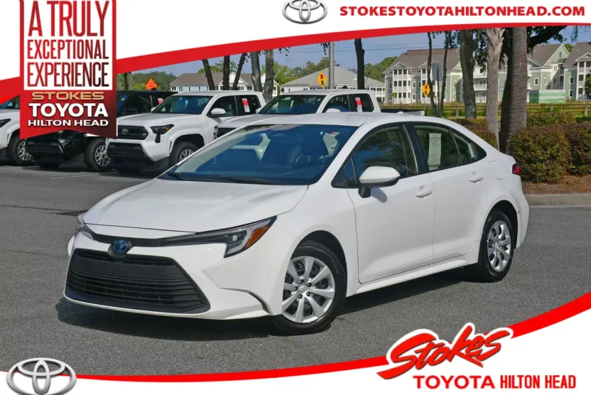 2024 Toyota Corolla Hybrid LE photo 1