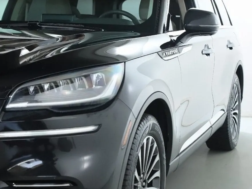 2023 Lincoln Aviator Reserve photo 1