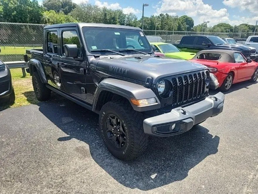 2021 Jeep Gladiator Willys photo 1