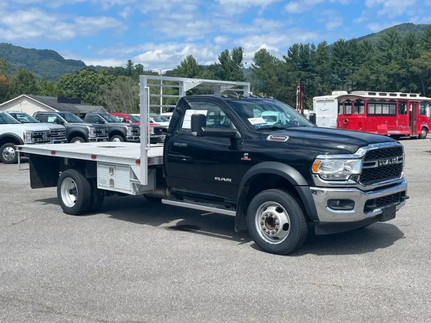 2019 Ram 5500 Tradesman photo 1