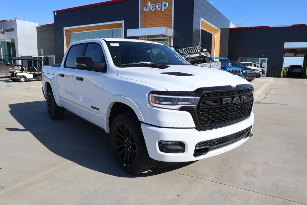 2025 Ram 1500 Limited photo 1