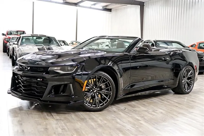 2017 Chevrolet Camaro ZL1 photo 1
