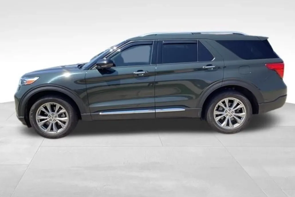 2022 Ford Explorer Limited photo 1