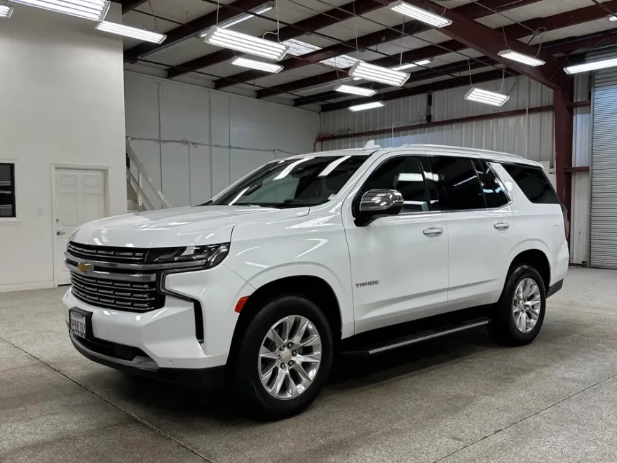2022 Chevrolet Tahoe Premier photo 1