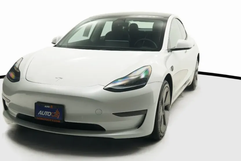 2023 Tesla Model 3 photo 1