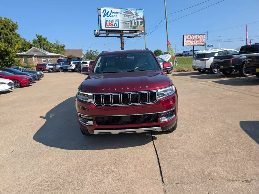 2022 Jeep Wagoneer Series II photo 1