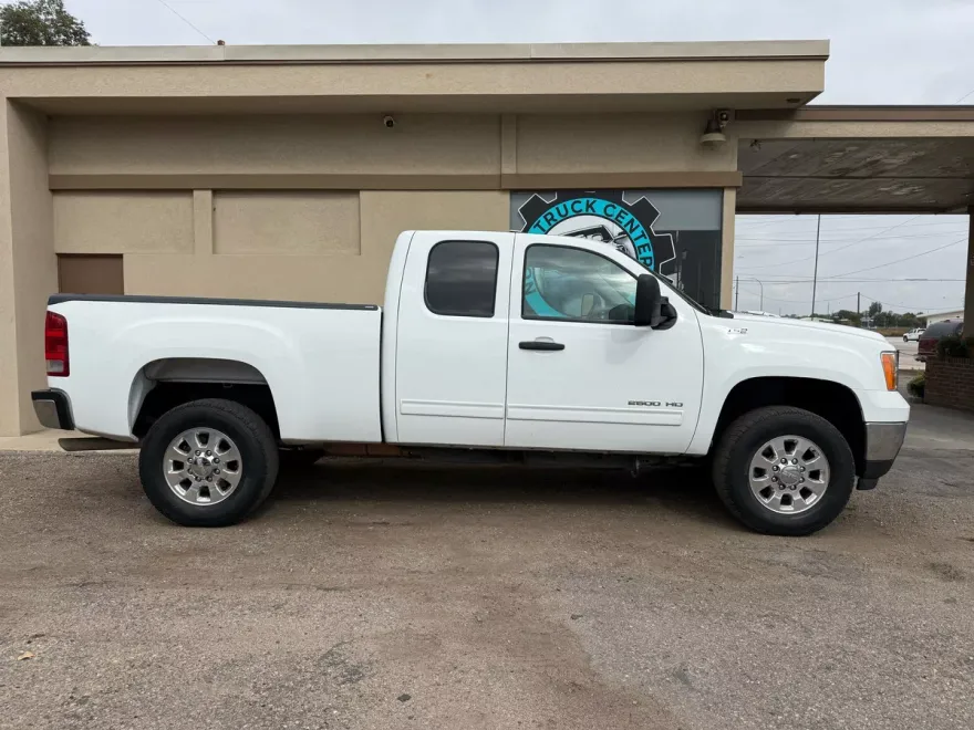 2013 Gmc Sierra SLE photo 1