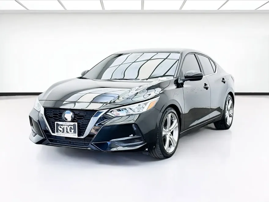 2021 Nissan Sentra SV photo 1