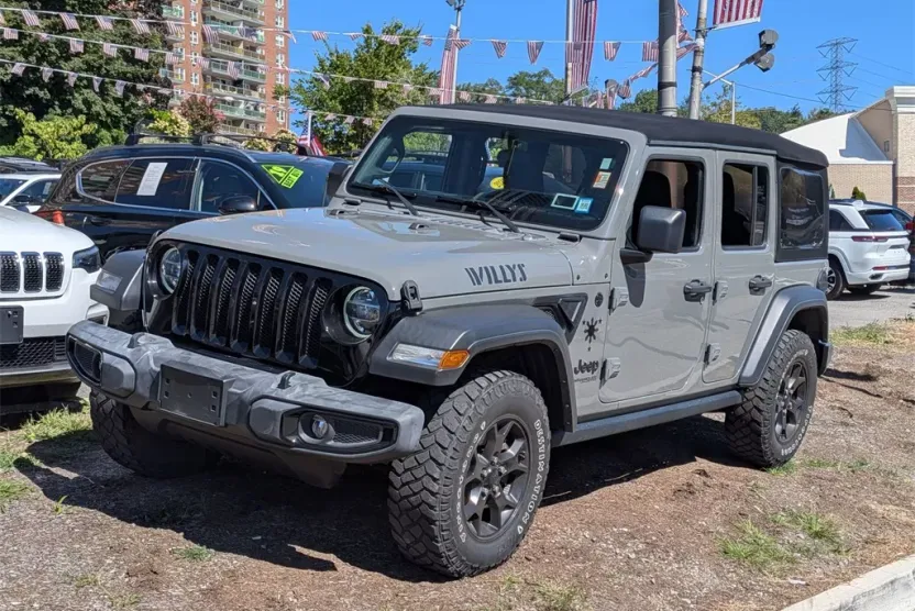 2021 Jeep Wrangler Unlimited Willys photo 1