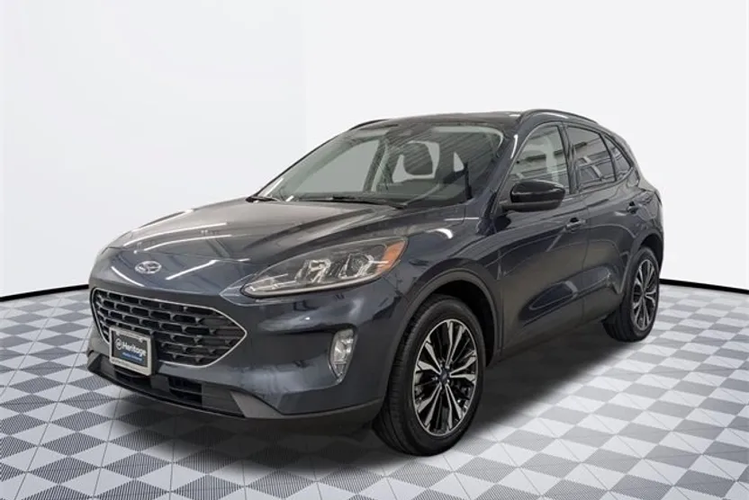 2022 Ford Escape SEL Sport photo 1
