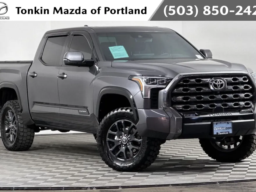 2023 Toyota Tundra Platinum photo 1