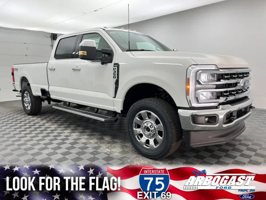 2026 Ford F-350 Lariat photo 1