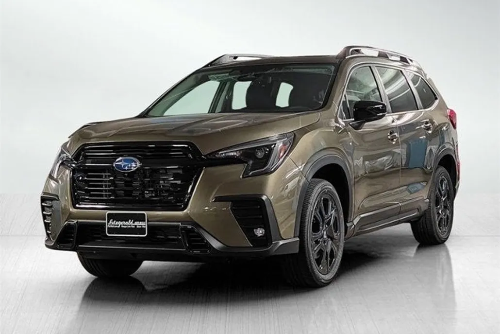 2025 Subaru Ascent Onyx Edition Touring photo 1