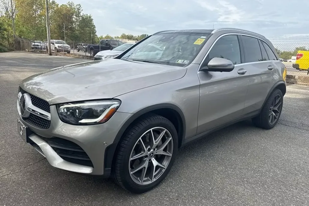 2020 Mercedes Benz GLC 300 4MATIC photo 1