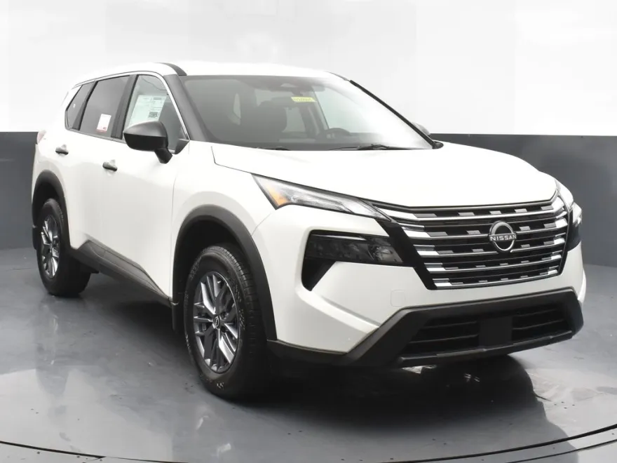 2026 Nissan Rogue S photo 1
