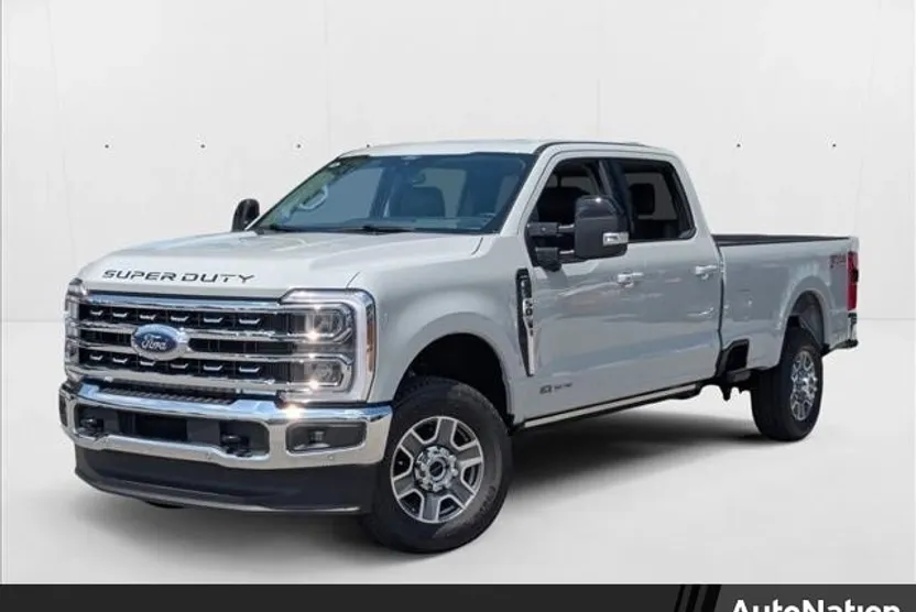 2026 Ford F-350 Lariat photo 1