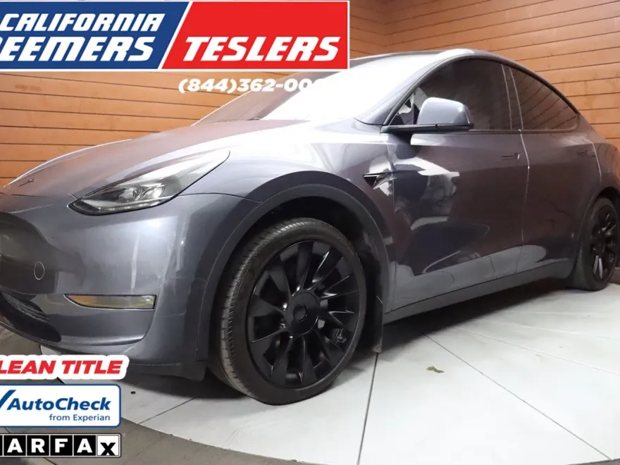 2021 Tesla Model Y Long Range photo 1