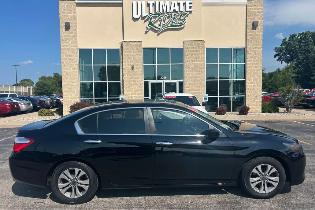 2014 Honda Accord LX photo 1