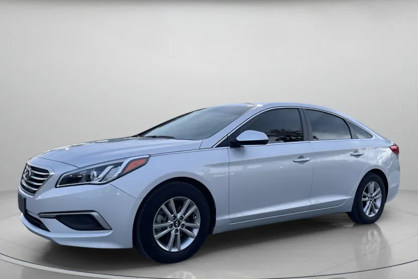 2017 Hyundai Sonata Eco photo 1