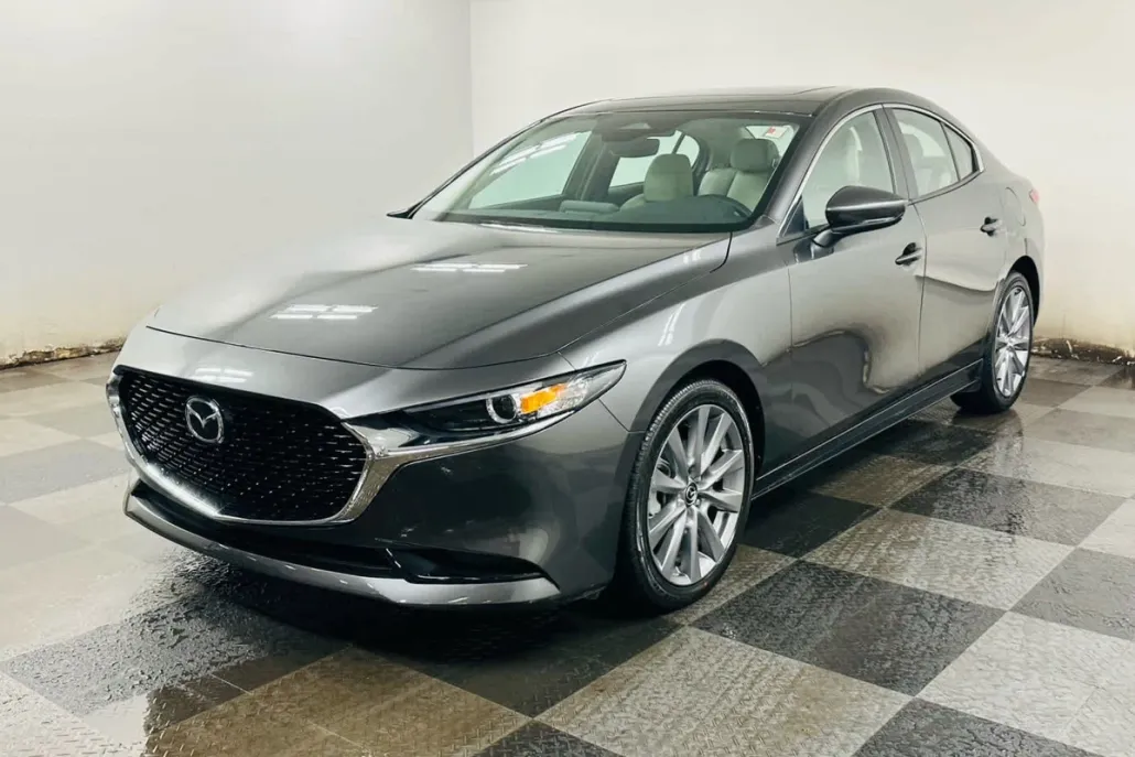 2025 Mazda Mazda3 Sedan 2.5 s Preferred photo 1