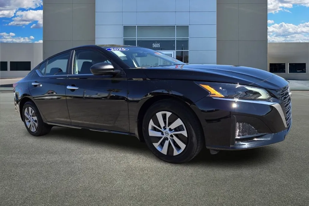 2025 Nissan Altima 2.5 S photo 1
