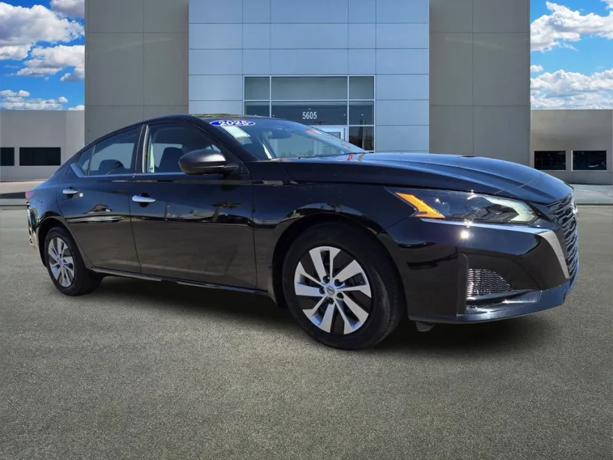 2025 Nissan Altima 2.5 S photo 1