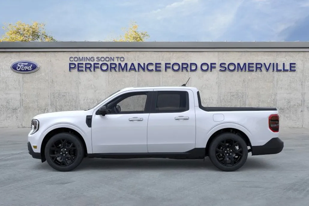 2025 Ford Maverick Lariat photo 1