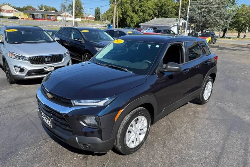 2021 Chevrolet Trailblazer LS photo 1