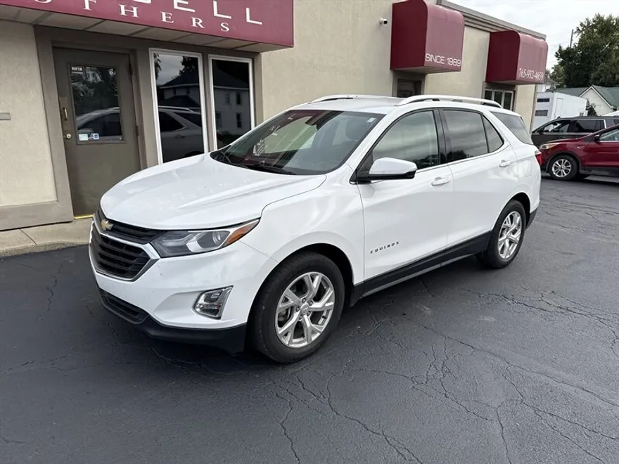 2019 Chevrolet Equinox LT photo 1