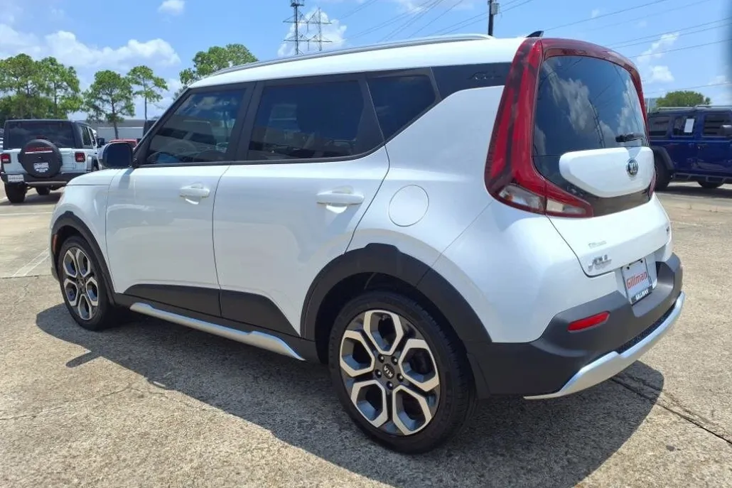 2021 Kia Soul X-Line photo 1