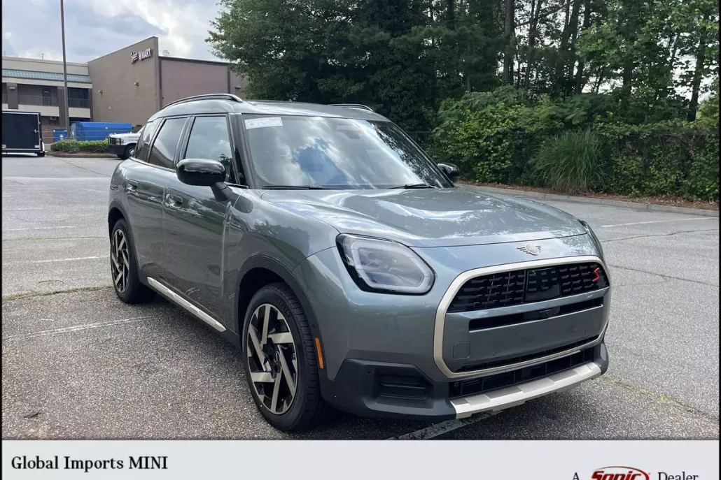 2025 Mini Countryman S ALL4 Iconic photo 1