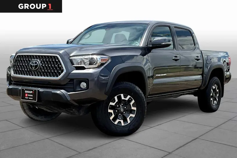 2019 Toyota Tacoma TRD photo 1