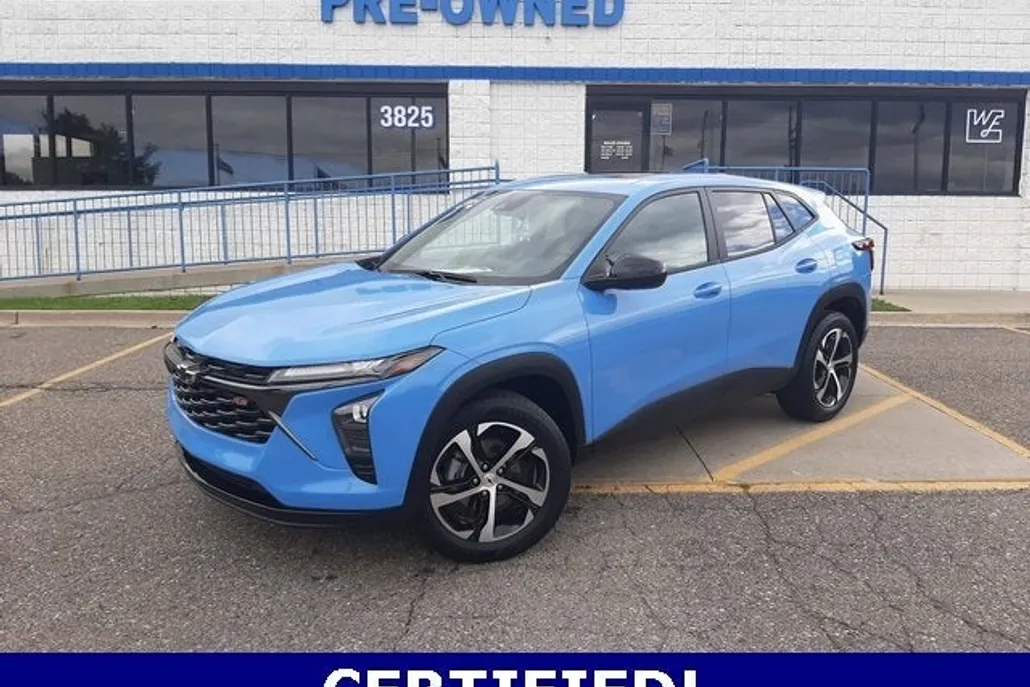 2024 Chevrolet Trax photo 1
