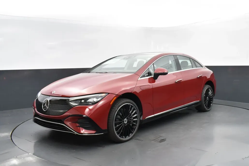 2024 Mercedes Benz EQE-Class Sedan photo 1
