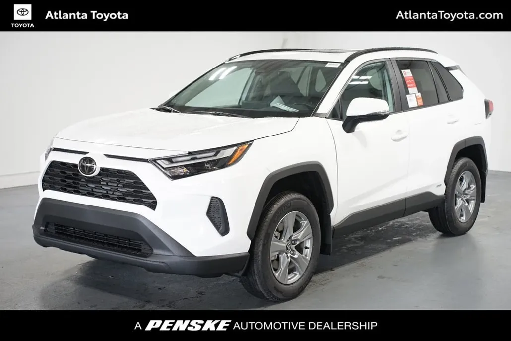 2025 Toyota RAV4 Hybrid XLE photo 1