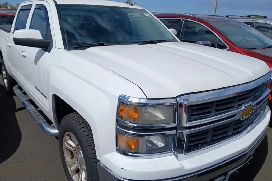 2015 Chevrolet Silverado 1500 LT photo 1