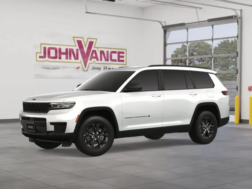 2025 Jeep Grand Cherokee Altitude photo 1