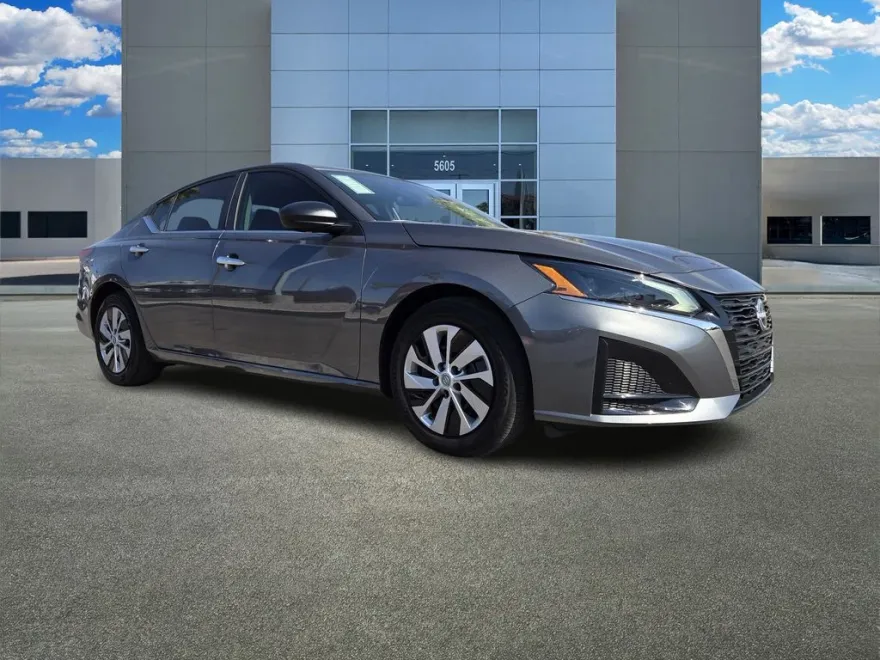 2025 Nissan Altima 2.5 S photo 1